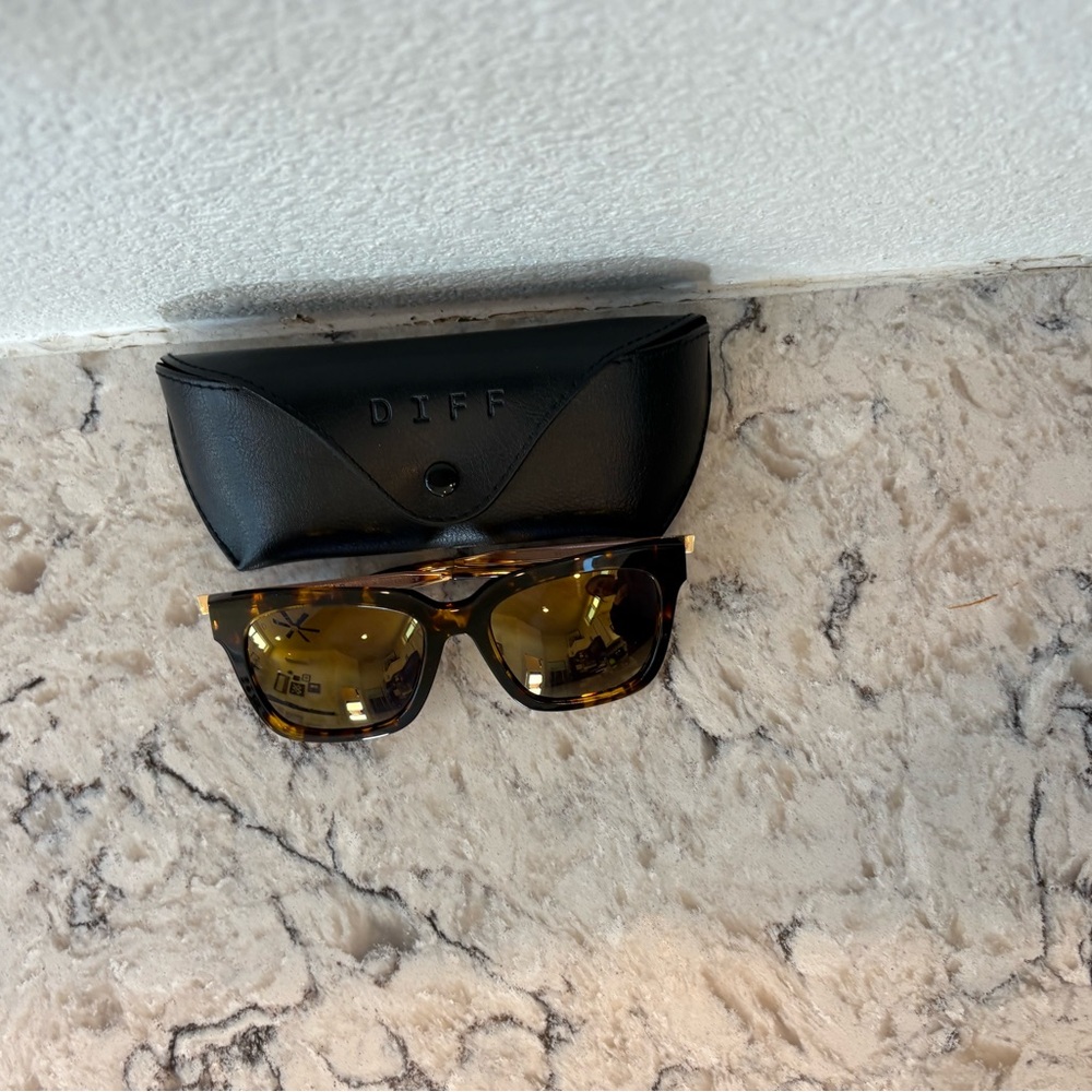 Diff Oversized Eyewear Tortoise Frame Sunglasses … - image 5